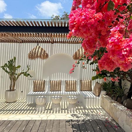 The Young Villas - Uluwatu エクステリア 写真